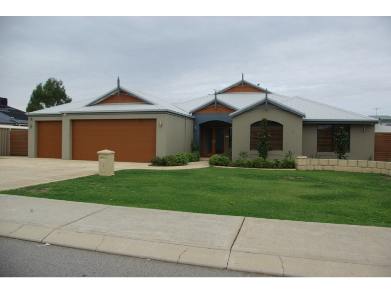 3 Harmony Avenue, Atwell WA 6164