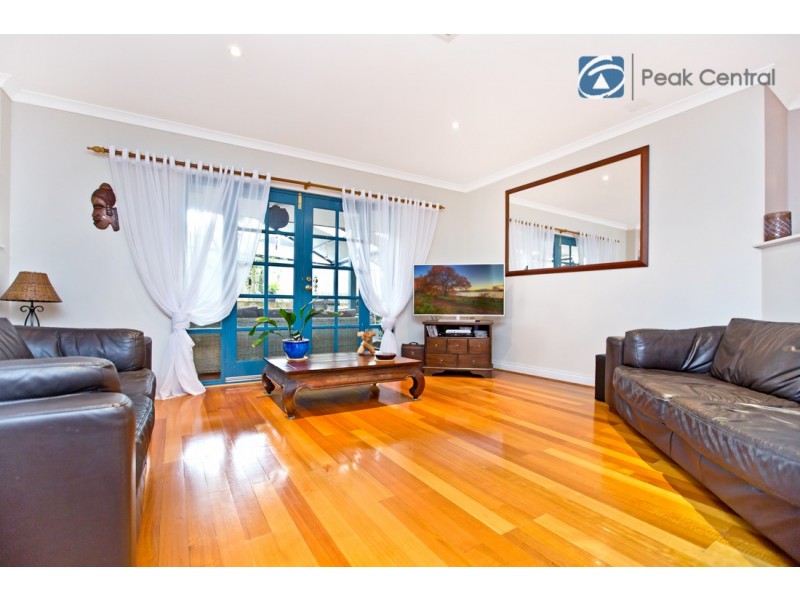 57 Baningan Avenue, Success WA 6164