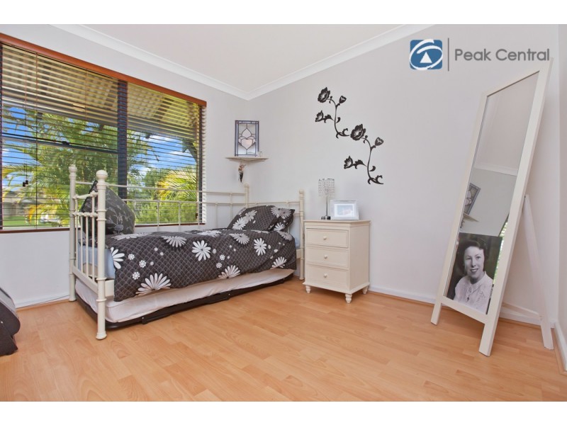 57 Baningan Avenue, Success WA 6164