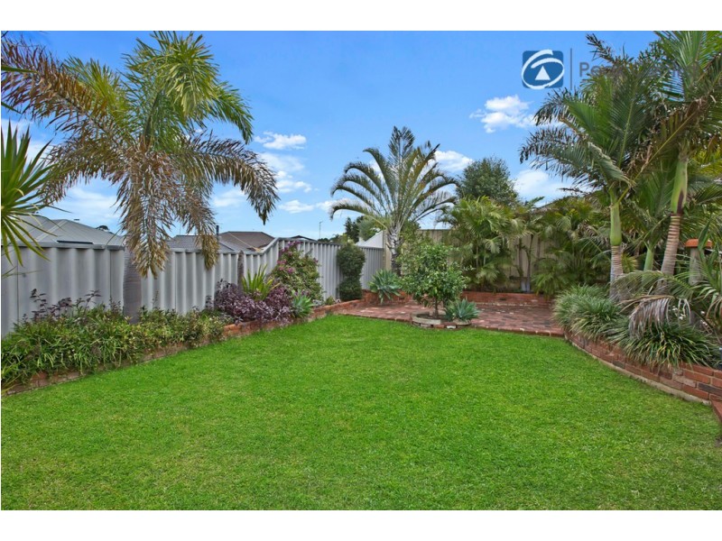 57 Baningan Avenue, Success WA 6164