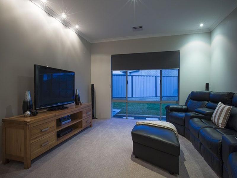 5 Adromeda Link, Aubin Grove WA 6164