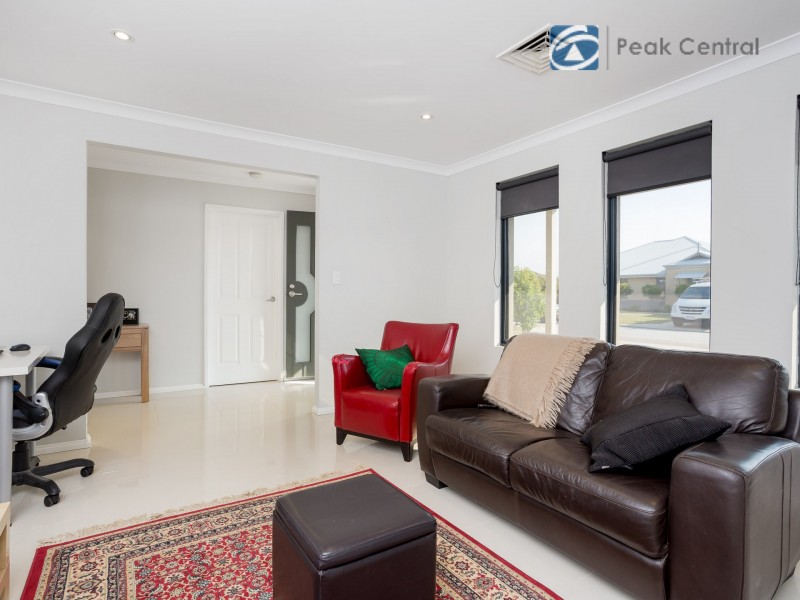 30 Sanguine Way, Atwell WA 6164