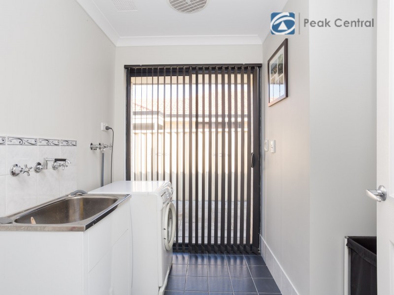 30 Sanguine Way, Atwell WA 6164