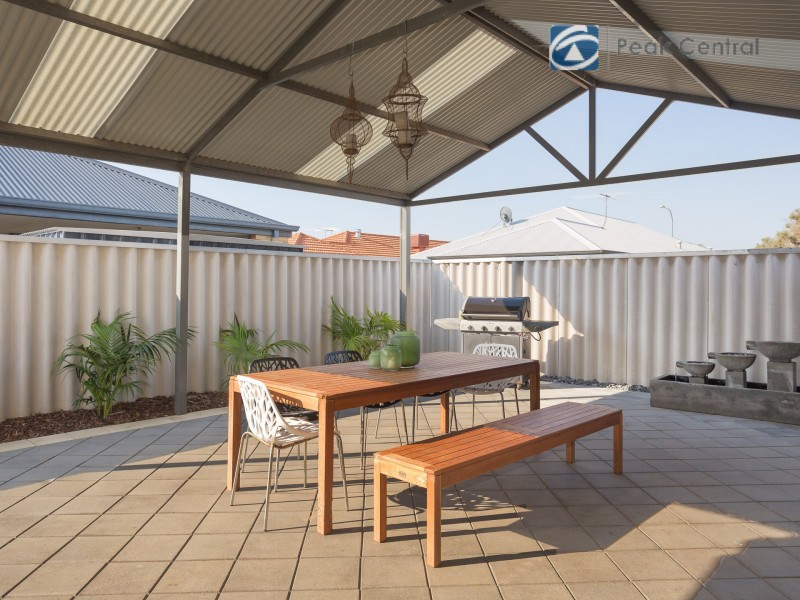 30 Sanguine Way, Atwell WA 6164