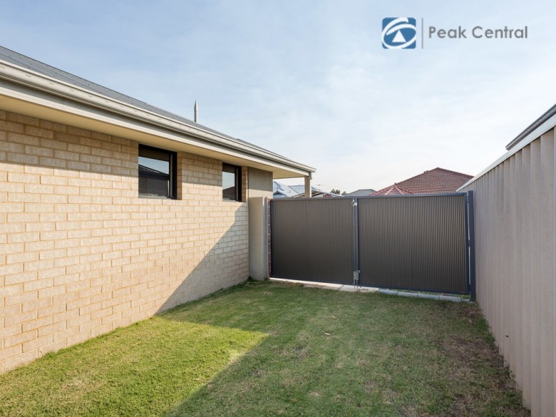 30 Sanguine Way, Atwell WA 6164