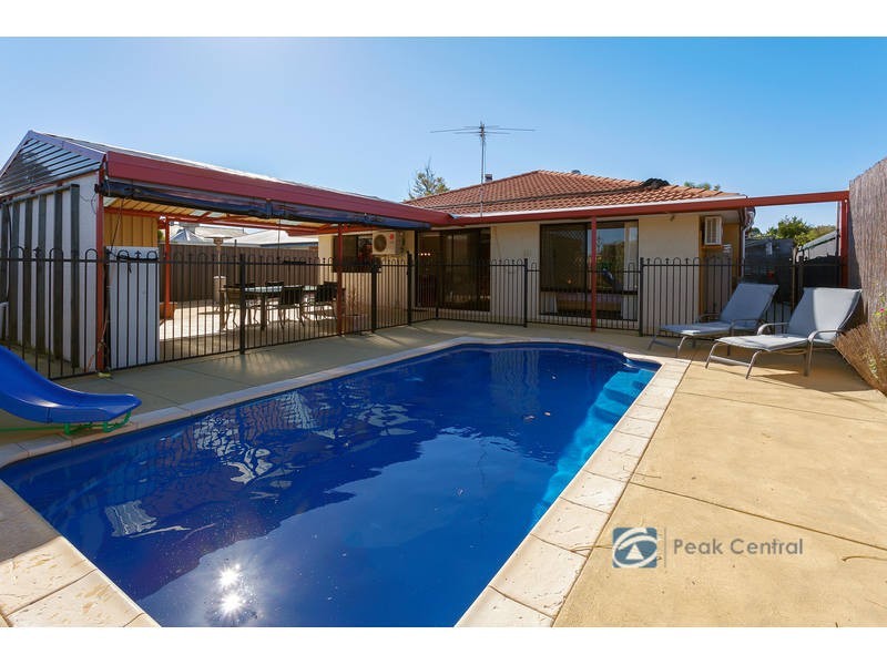 32 Lory Mews, Atwell WA 6164