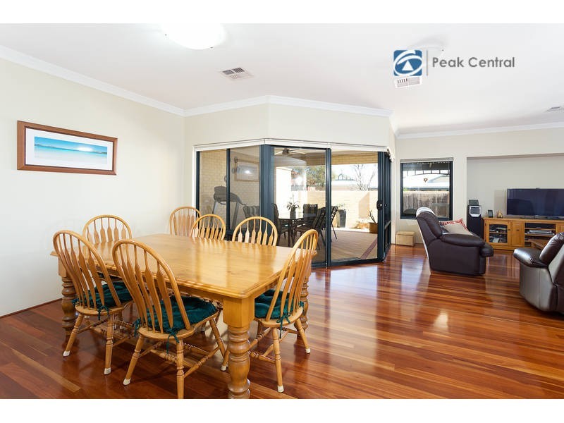 9 Sanguine Way, Atwell WA 6164