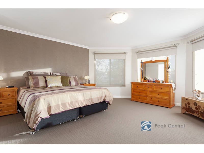 3 Jakovich Circuit, Atwell WA 6164