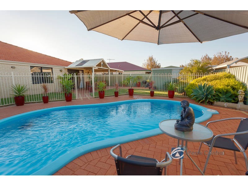 3 Jakovich Circuit, Atwell WA 6164