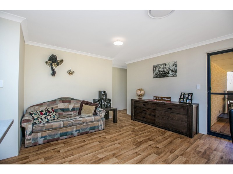 6 Renton Way, Bertram WA 6167