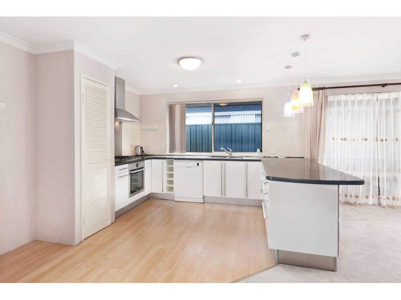 9 Hoult Mews, Atwell WA 6164