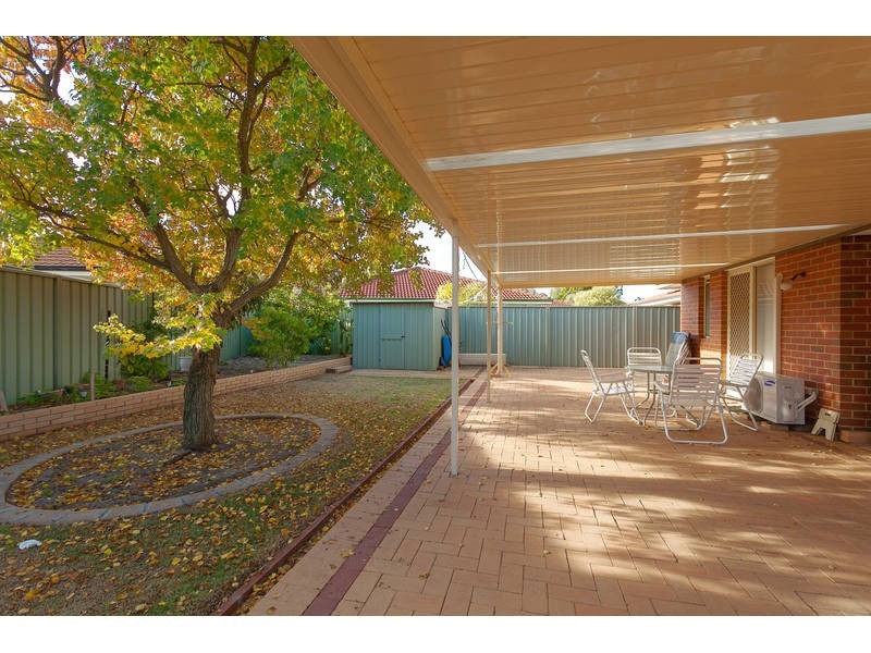 9 Hoult Mews, Atwell WA 6164