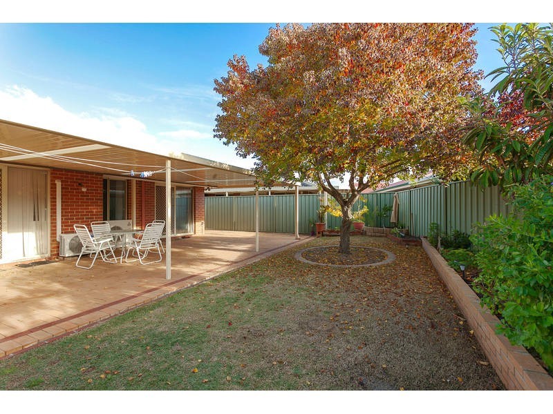 9 Hoult Mews, Atwell WA 6164