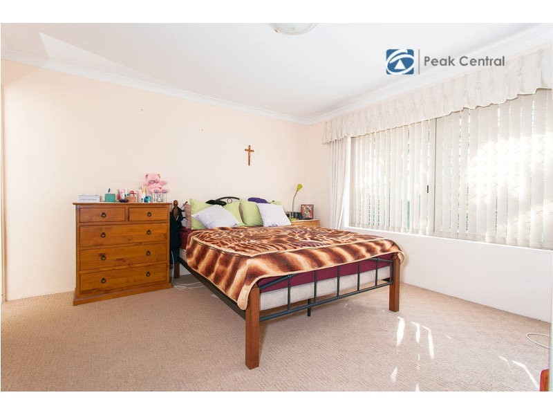 4 Mahogany Loop, Atwell WA 6164