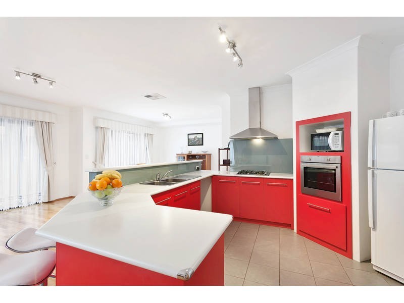 29 Mosman Loop, Success WA 6164
