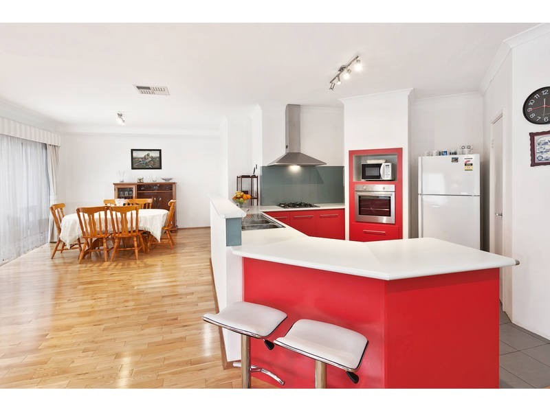 29 Mosman Loop, Success WA 6164