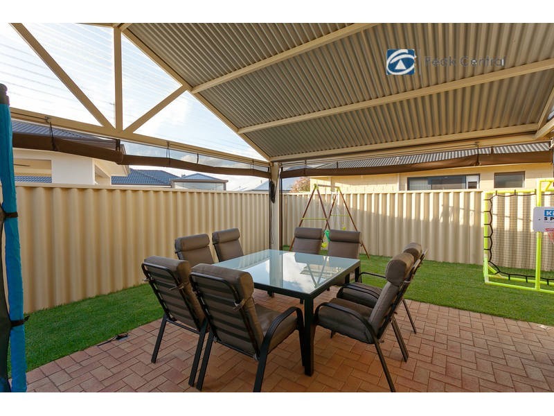 7 Repose Terrace, Atwell WA 6164