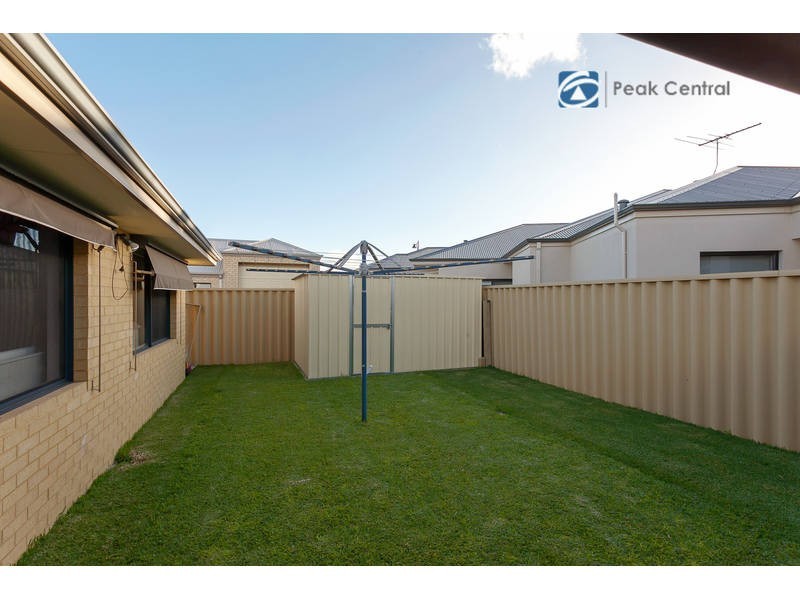 7 Repose Terrace, Atwell WA 6164