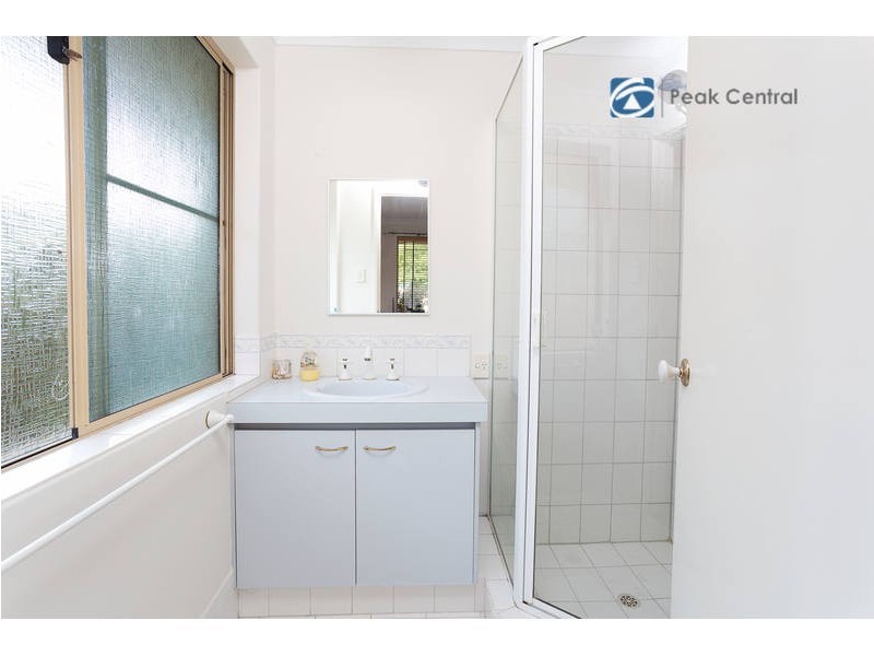 5 Oaten Retreat, Atwell WA 6164