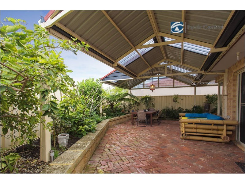 216 Glen Iris Drive, Jandakot WA 6164