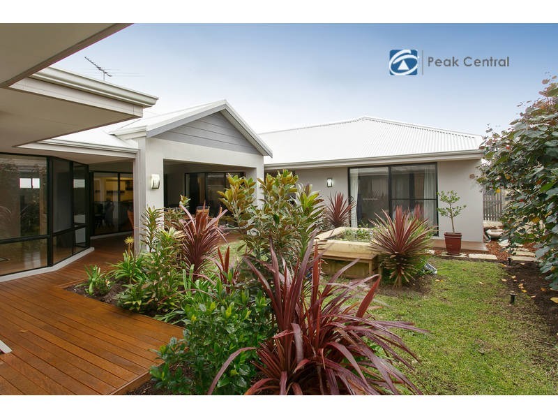 44 Jacksonia Promenade, Success WA 6164