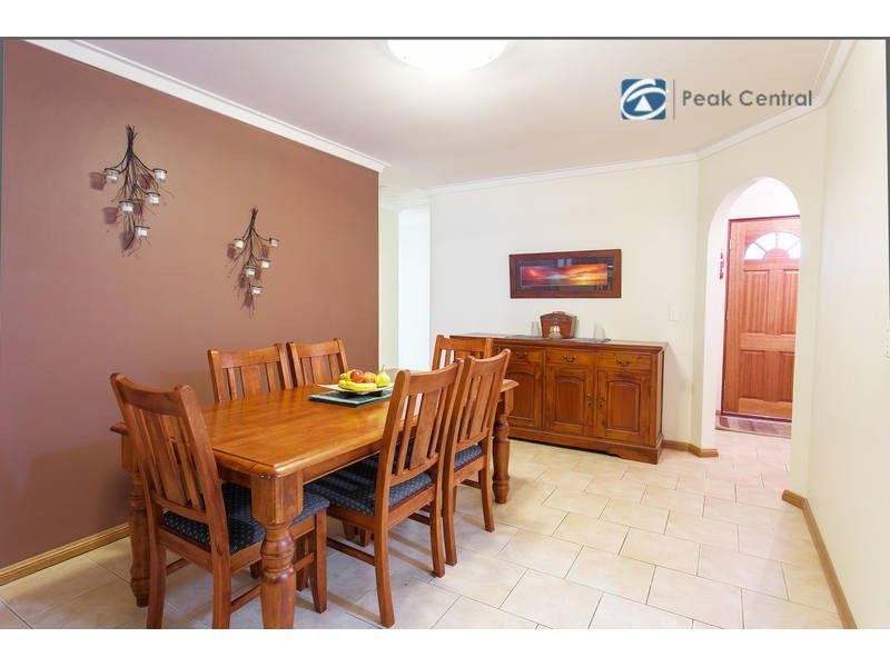 15 Berrigan Drive, South Lake WA 6164