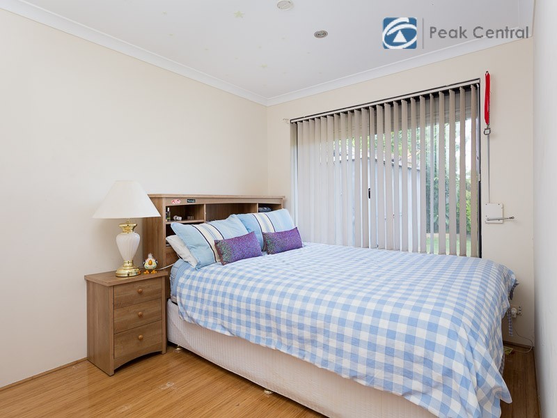 82 Brenchley Drive, Atwell WA 6164