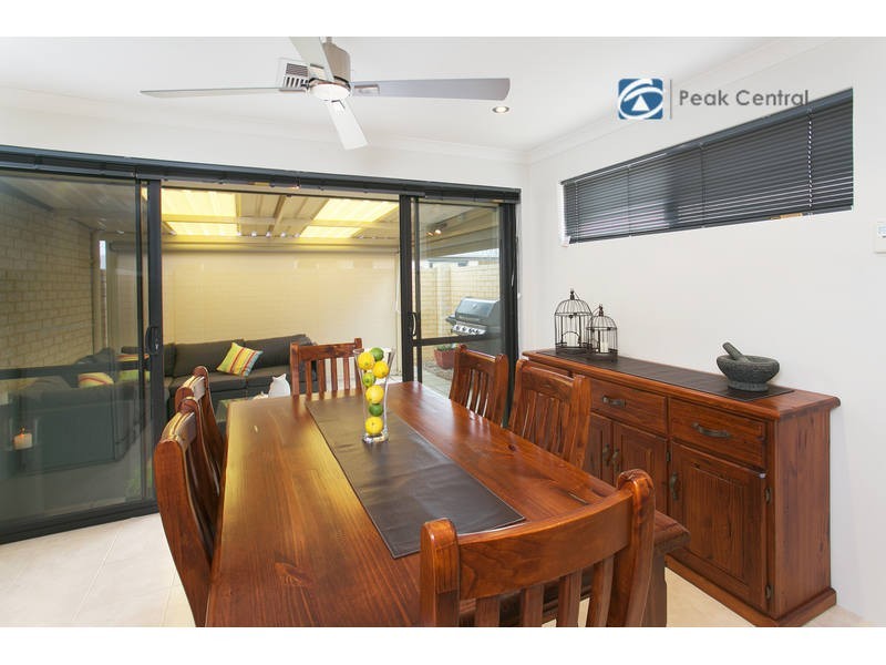17/2 Twilight Mews, Aubin Grove WA 6164