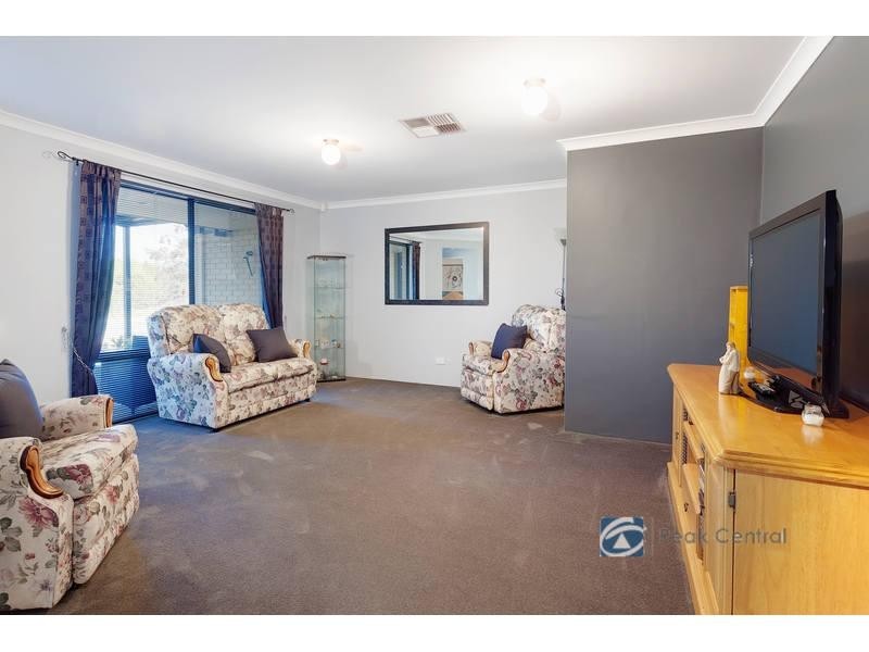 244 Tapper Road, Atwell WA 6164