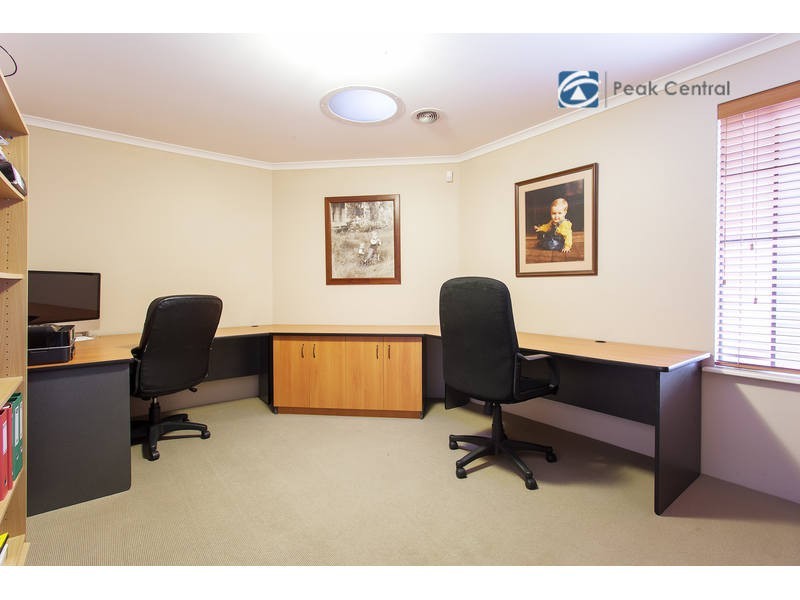 3 Harmony Avenue, Atwell WA 6164