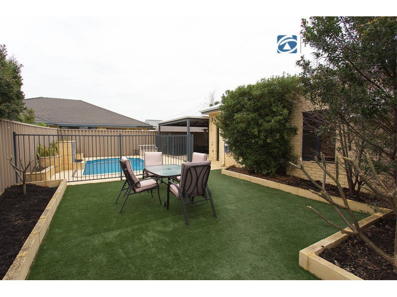 3 Harmony Avenue, Atwell WA 6164