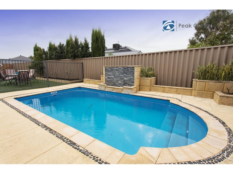 3 Harmony Avenue, Atwell WA 6164
