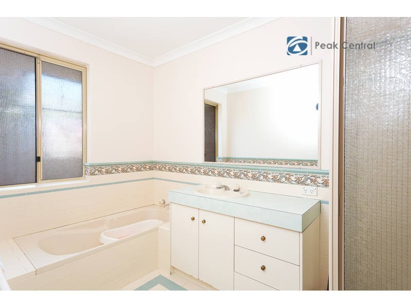 U2/6 Gilders Place, Bayswater WA 6053