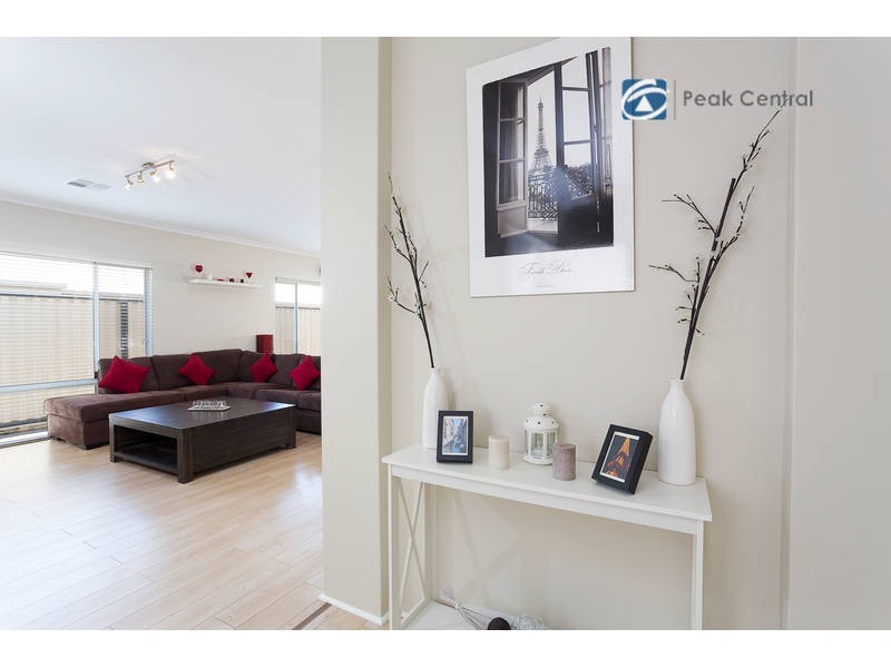 17 Armand Drive, Aubin Grove WA 6164