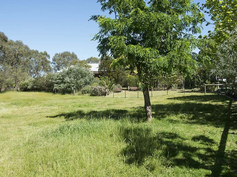 36 Wills Place, Oakford WA 6121