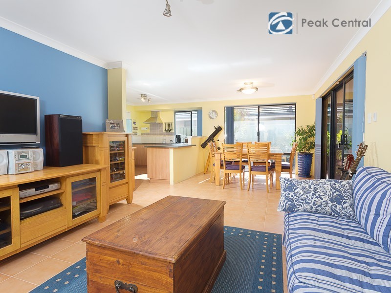 23 Dryandra Elbow, Atwell WA 6164