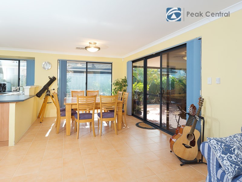 23 Dryandra Elbow, Atwell WA 6164