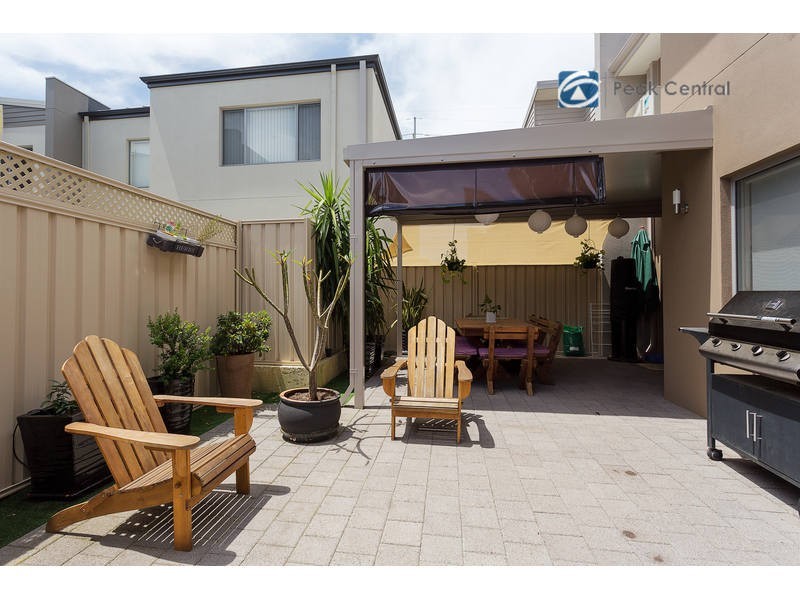 Unit 5/73 Baler Court, Hammond Park WA 6164