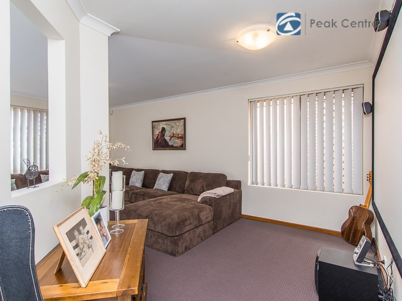 84 Brenchley Drive, Atwell WA 6164