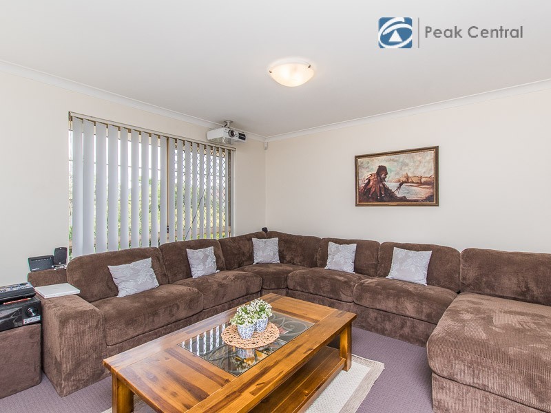 84 Brenchley Drive, Atwell WA 6164