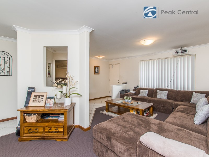 84 Brenchley Drive, Atwell WA 6164