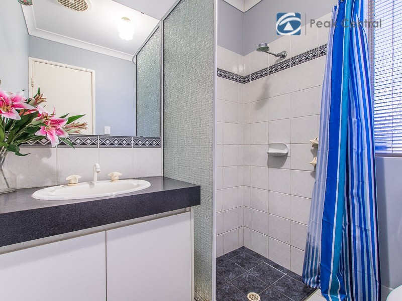 84 Brenchley Drive, Atwell WA 6164