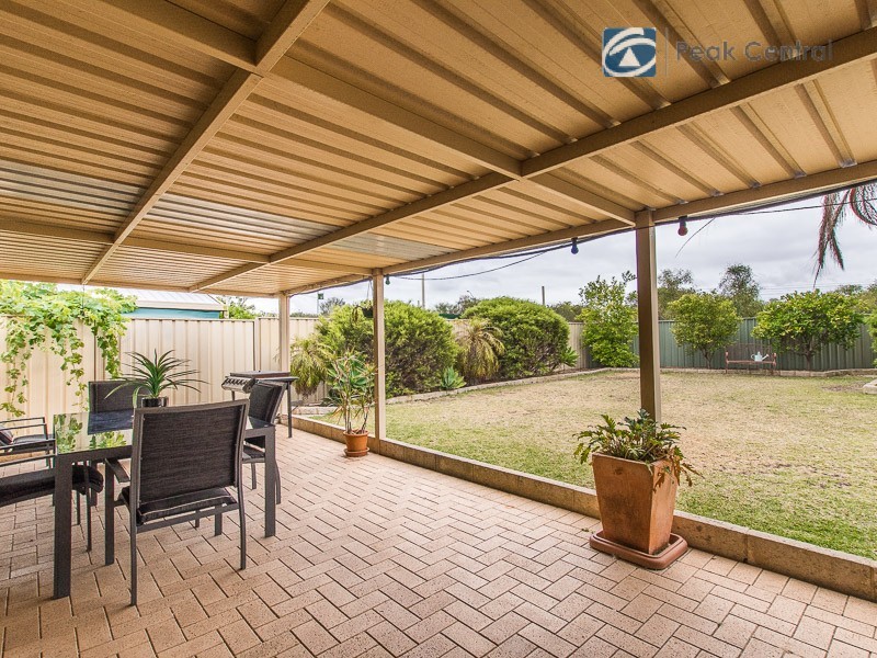 84 Brenchley Drive, Atwell WA 6164