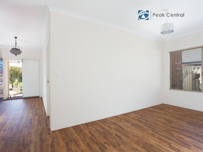 20 Carnaby Way, Harrisdale WA 6112