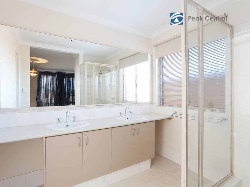 20 Carnaby Way, Harrisdale WA 6112