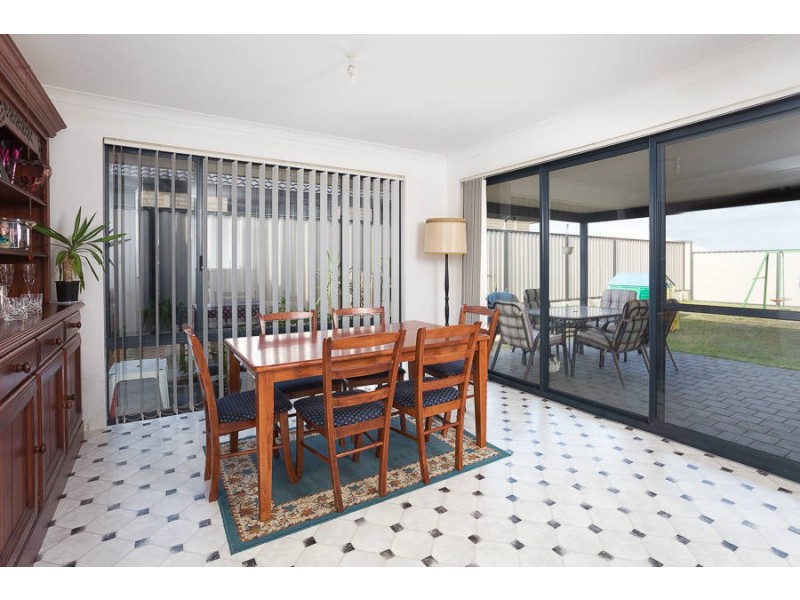 285 Lyon Road, Aubin Grove WA 6164