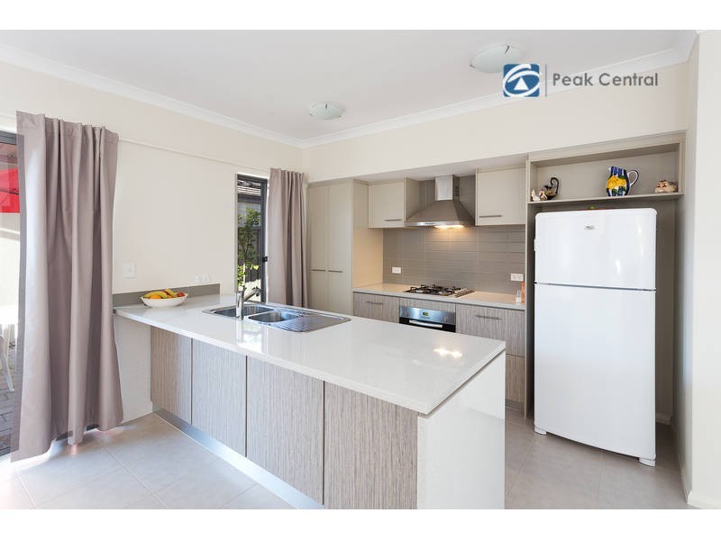 U32/1 Pitta Corner, Success WA 6164