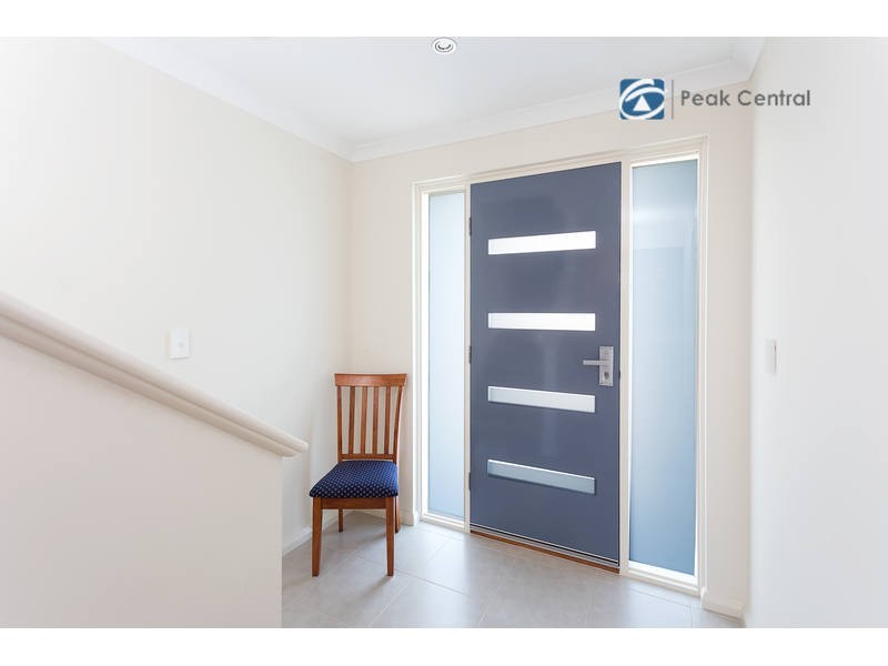 U32/1 Pitta Corner, Success WA 6164