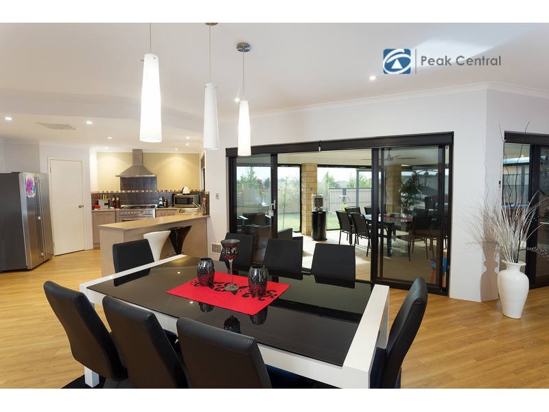 6 Radiata Promenade, Aubin Grove WA 6164