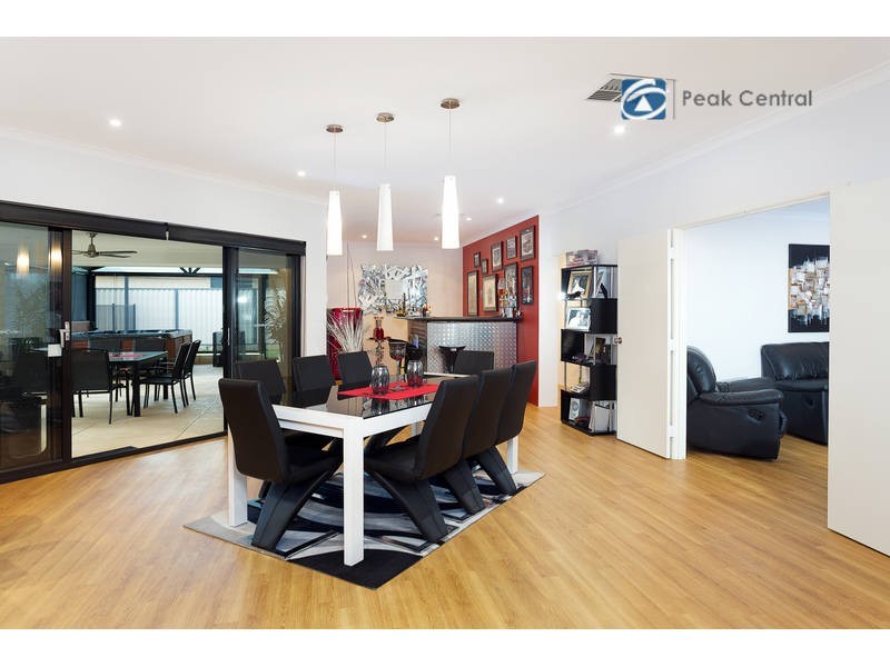 6 Radiata Promenade, Aubin Grove WA 6164